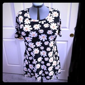 Cute women’s tunic!